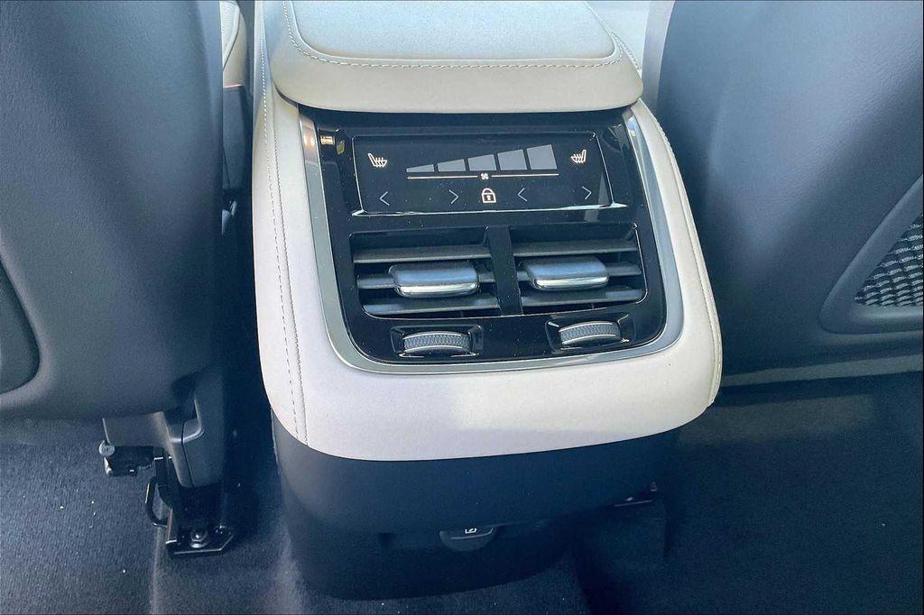 new 2026 Volvo XC90 car, priced at $68,410