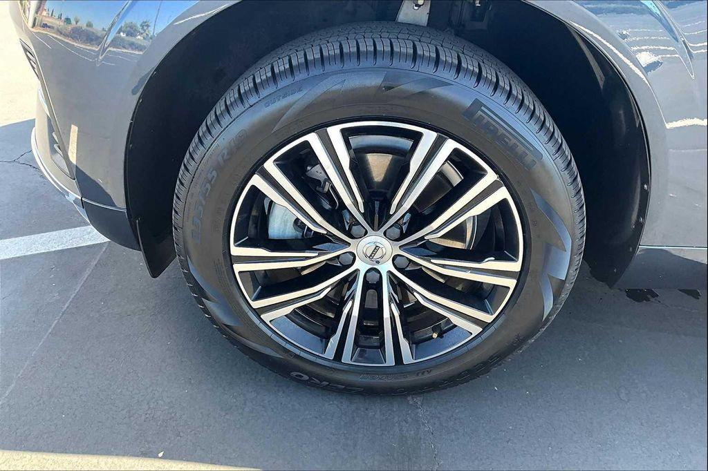 used 2022 Volvo XC60 car, priced at $36,100