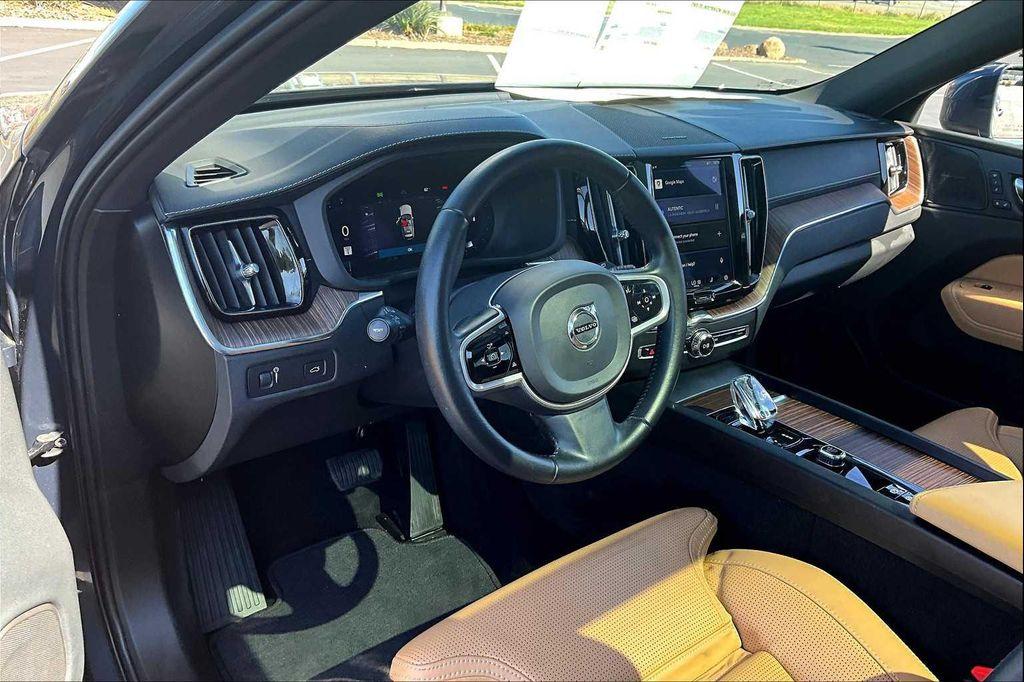 used 2022 Volvo XC60 car, priced at $36,100