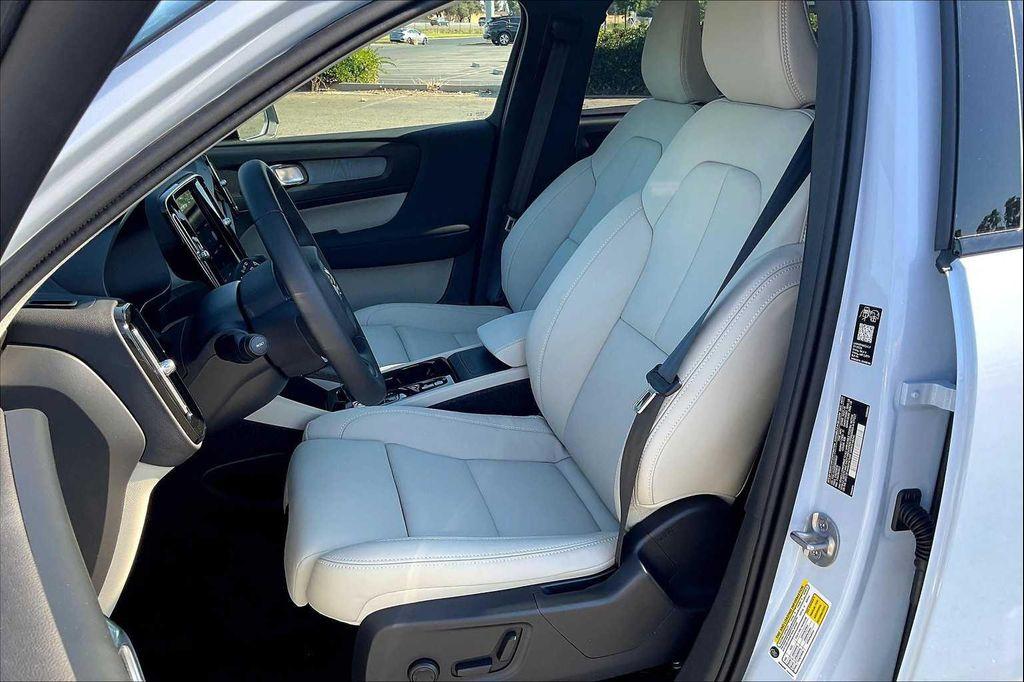 new 2026 Volvo XC40 car, priced at $50,150