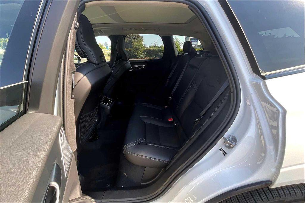 new 2026 Volvo XC60 car, priced at $69,525