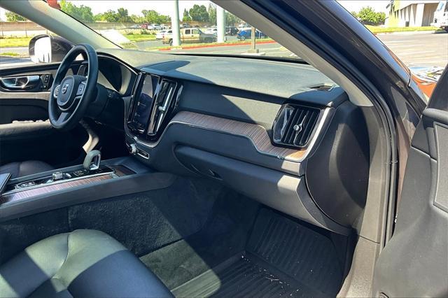 used 2022 Volvo XC60 car, priced at $35,818