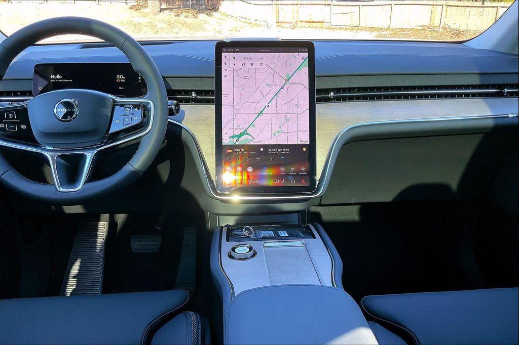 new 2025 Volvo EX90 car, priced at $88,825