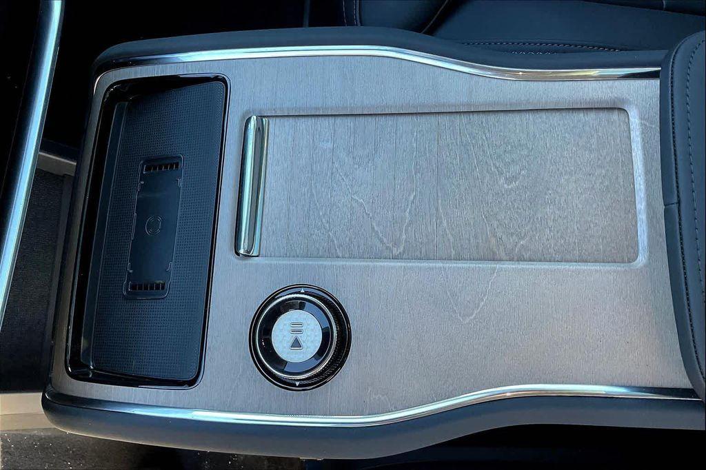 new 2025 Volvo EX90 car, priced at $88,825