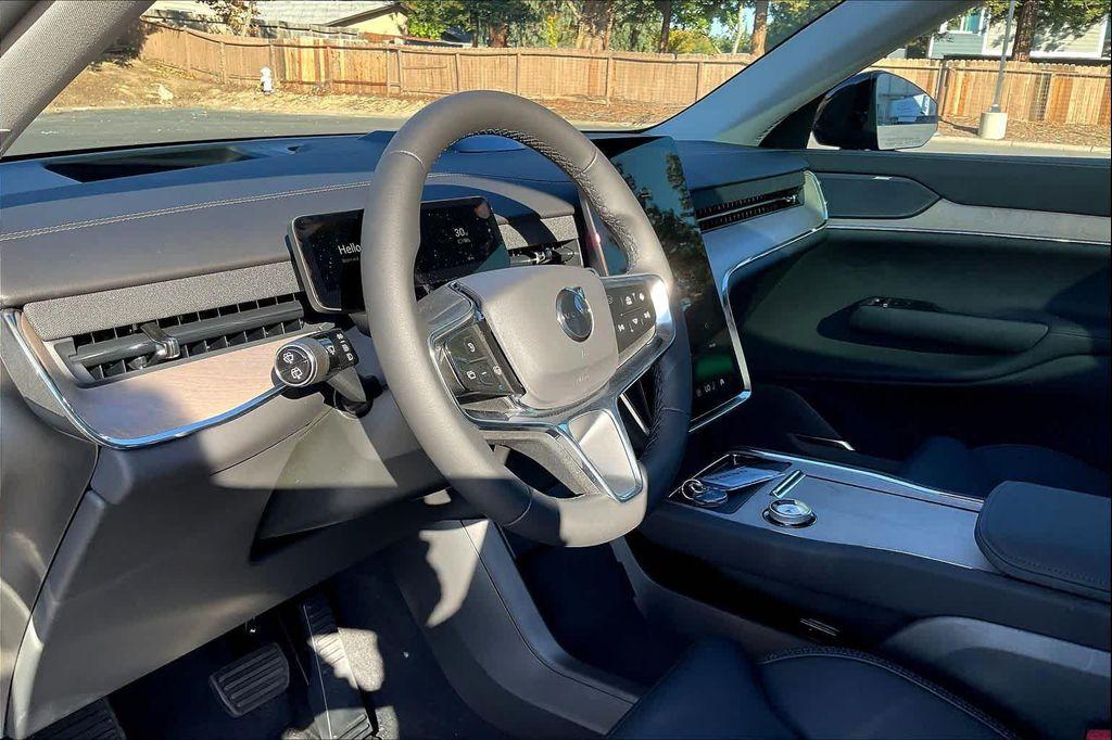 new 2025 Volvo EX90 car, priced at $88,825