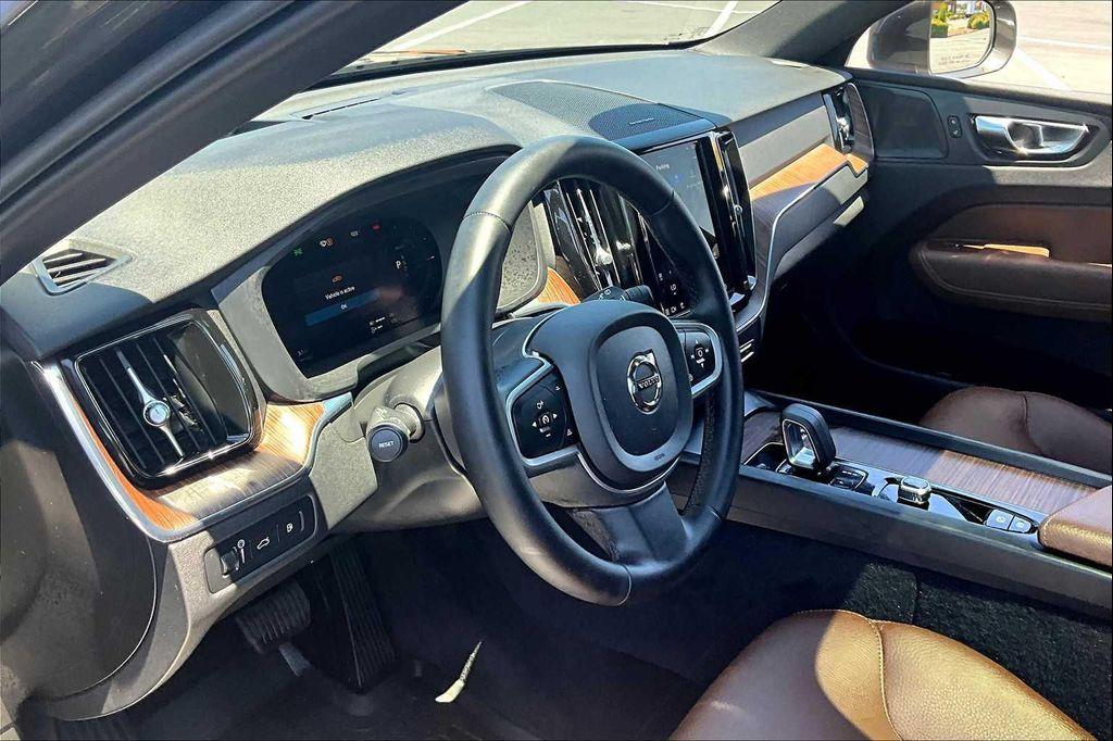 used 2022 Volvo XC60 Recharge Plug-In Hybrid car, priced at $41,360