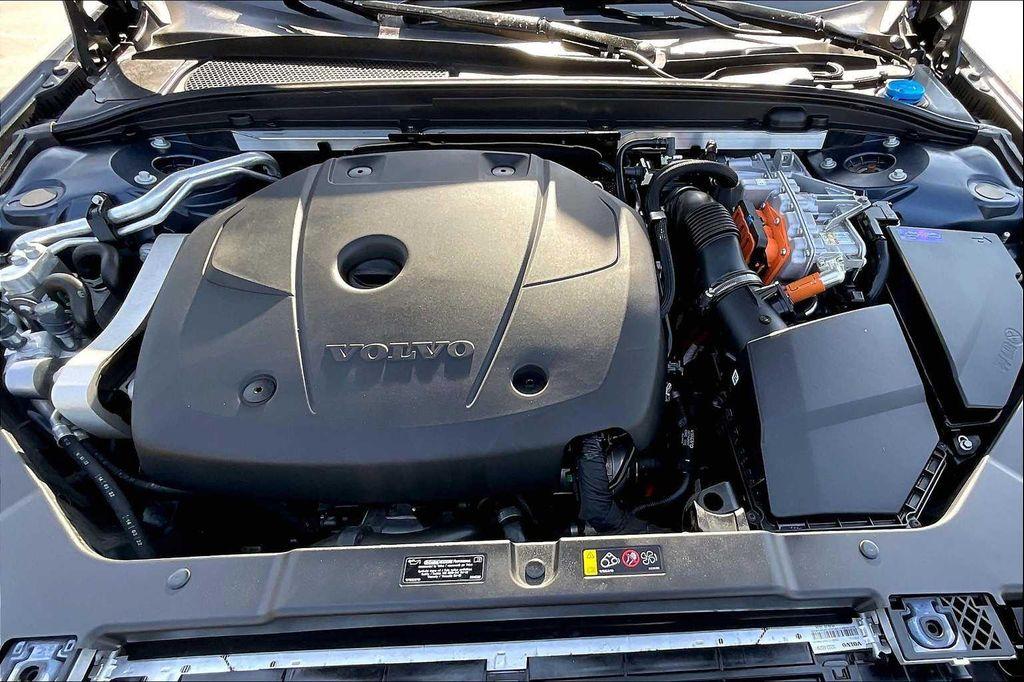 used 2022 Volvo S60 Recharge Plug-In Hybrid car, priced at $35,445