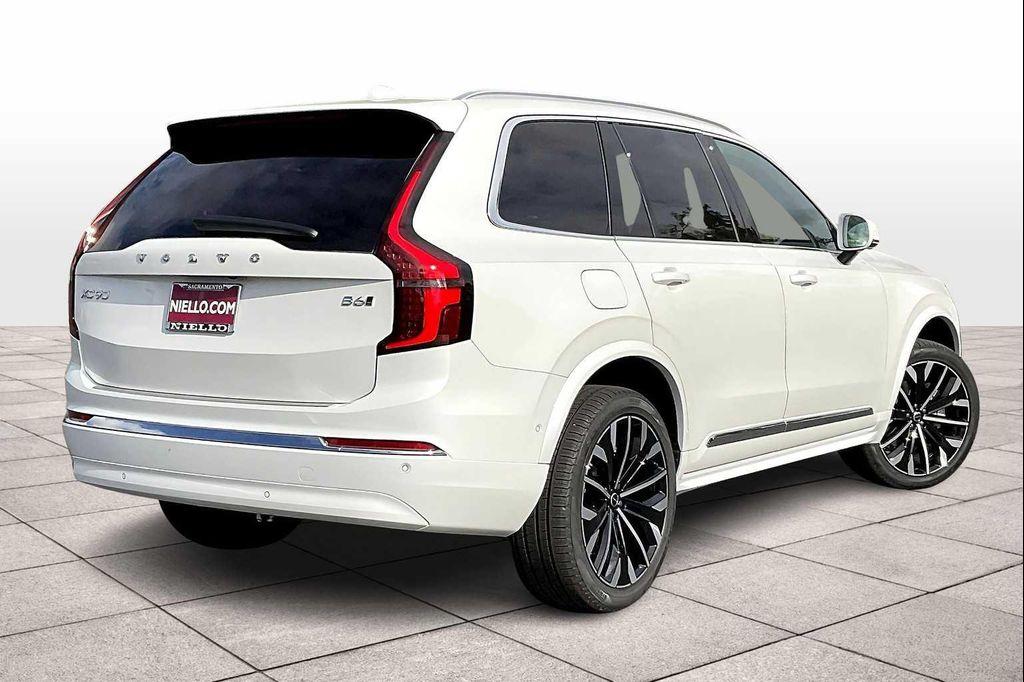 new 2026 Volvo XC90 car, priced at $71,825