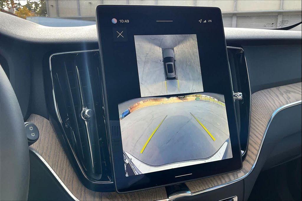 new 2026 Volvo XC60 car, priced at $57,985