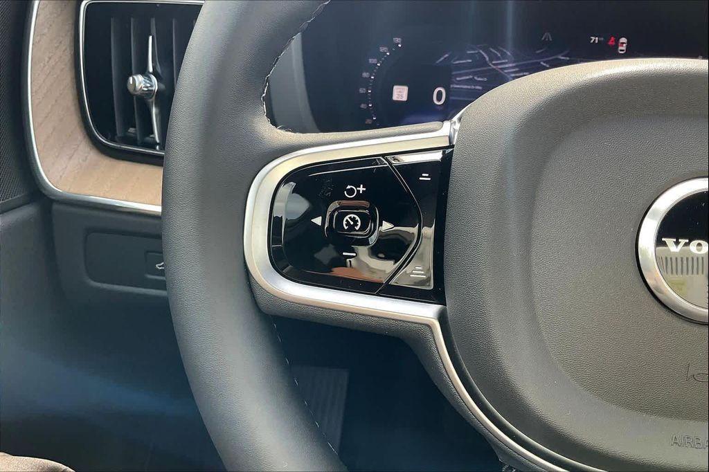 new 2026 Volvo XC60 car, priced at $57,985