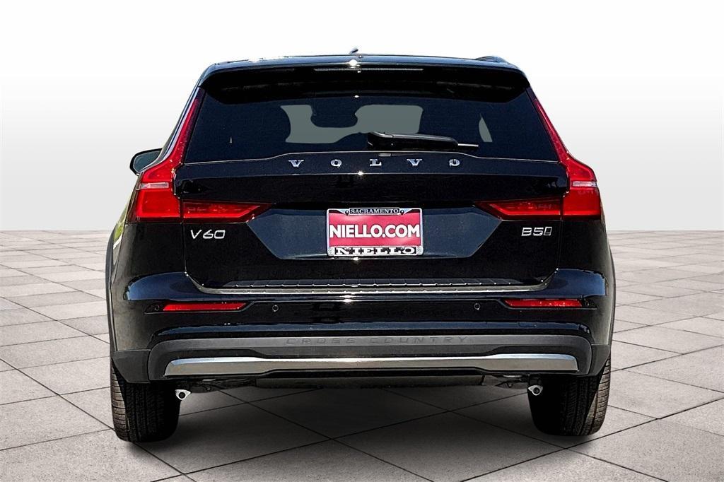 new 2024 Volvo V60 Cross Country car, priced at $53,905