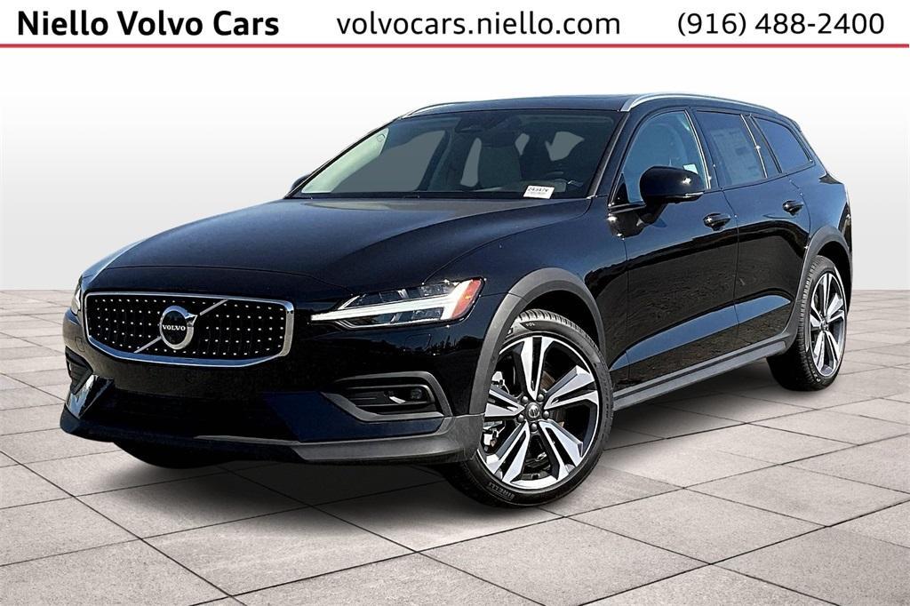 new 2024 Volvo V60 Cross Country car, priced at $55,685