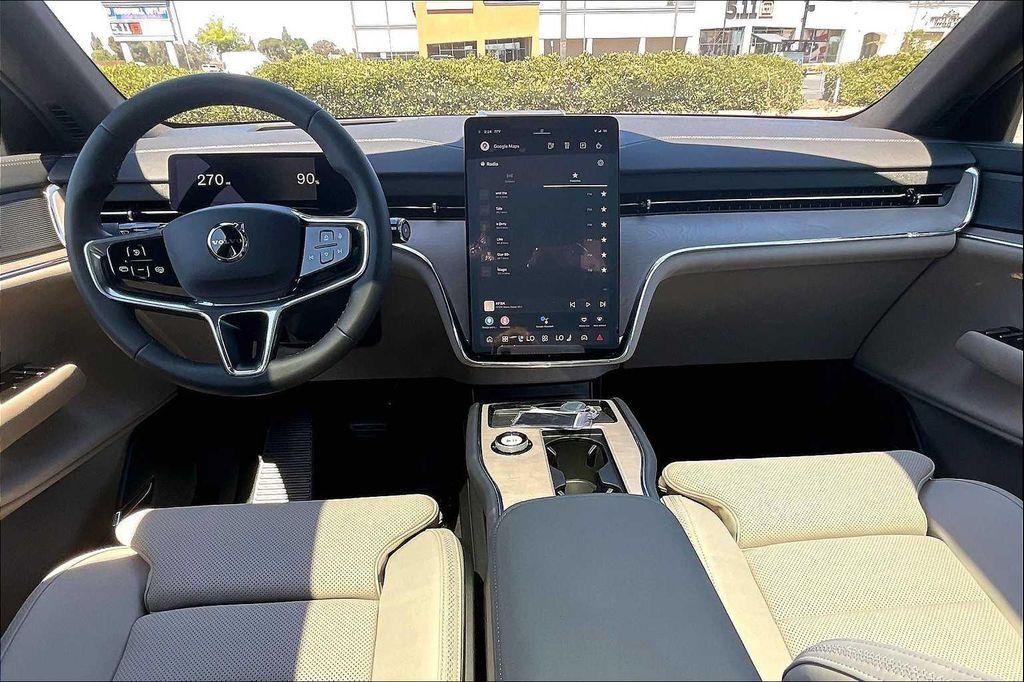 new 2025 Volvo EX90 car, priced at $85,590