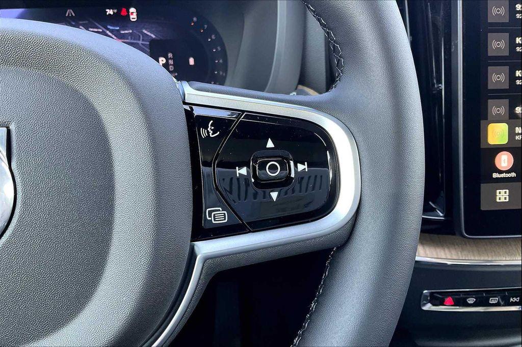 new 2026 Volvo XC60 car, priced at $58,200