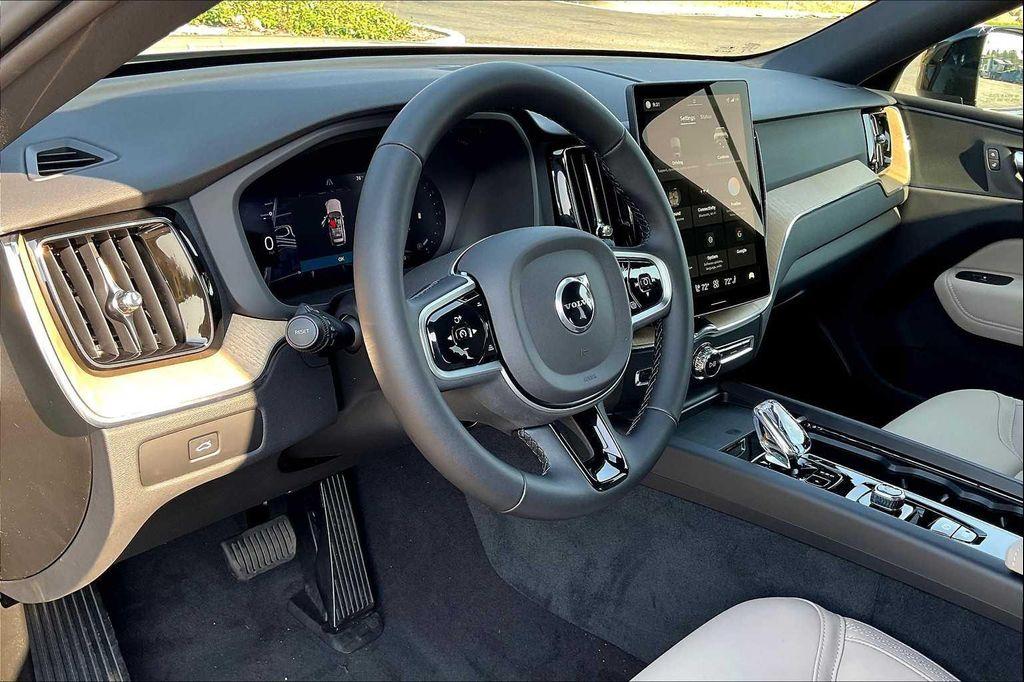 new 2026 Volvo XC60 car, priced at $58,200