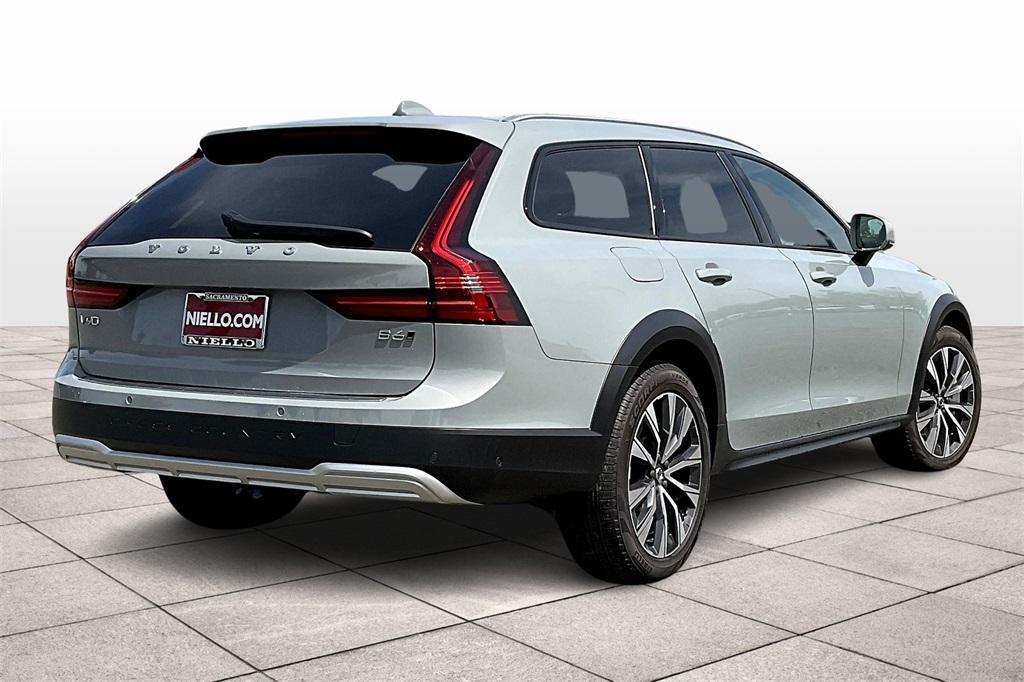 new 2024 Volvo V90 Cross Country car, priced at $54,979