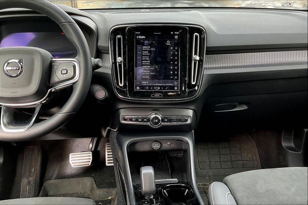 used 2022 Volvo XC40 Recharge Pure Electric car, priced at $28,498