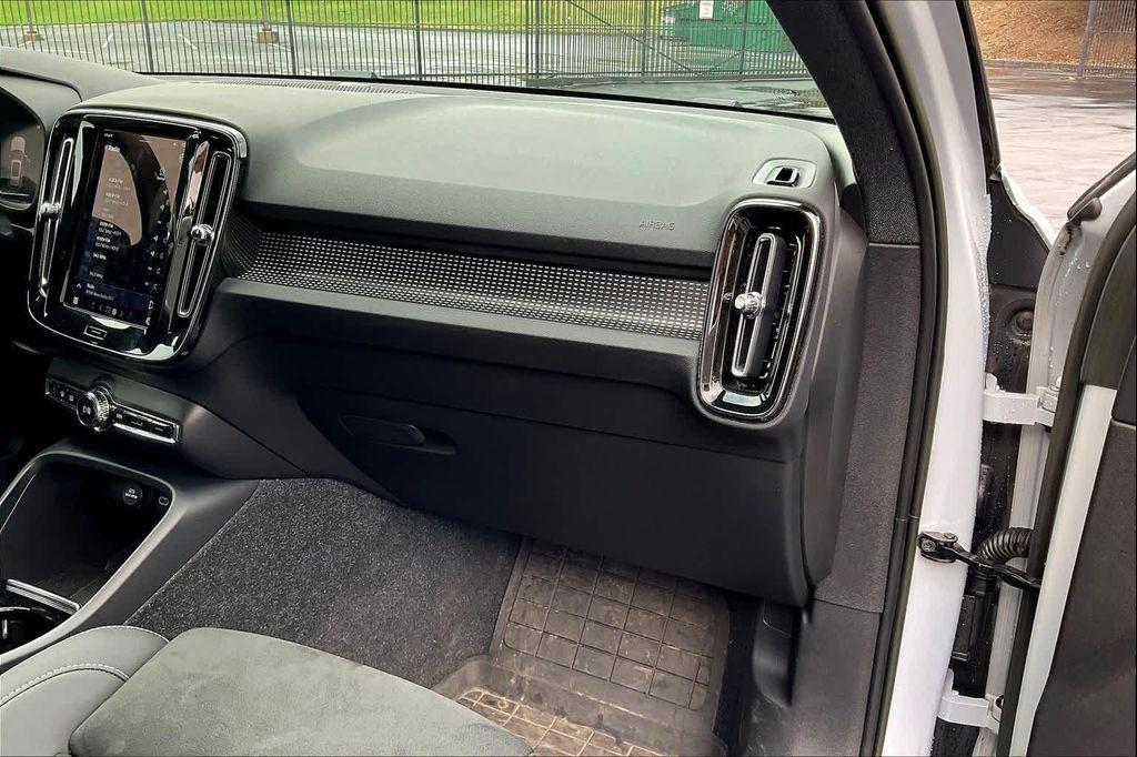 used 2022 Volvo XC40 Recharge Pure Electric car, priced at $28,498