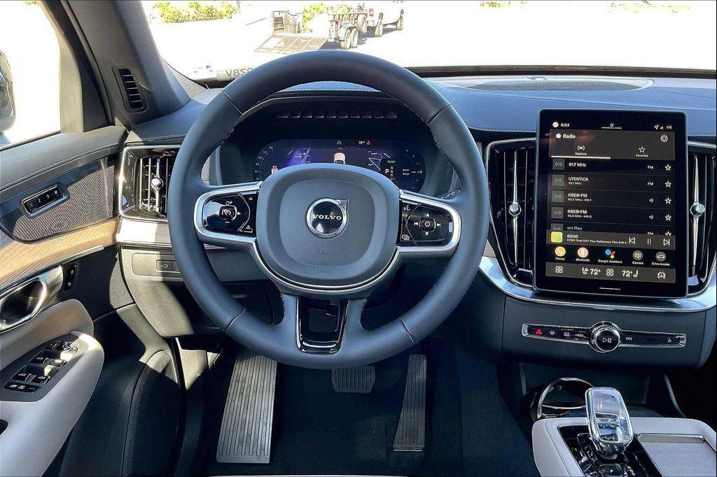 new 2026 Volvo XC90 Plug-In Hybrid car, priced at $81,875