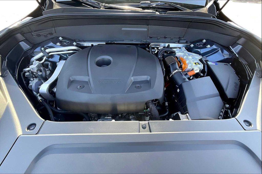 new 2026 Volvo XC90 Plug-In Hybrid car, priced at $81,875