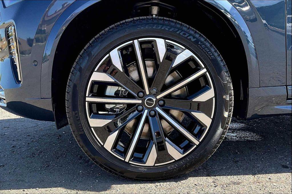 new 2026 Volvo XC90 Plug-In Hybrid car, priced at $81,875