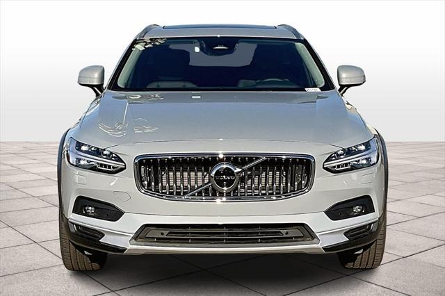 new 2025 Volvo V90 Cross Country car, priced at $64,525