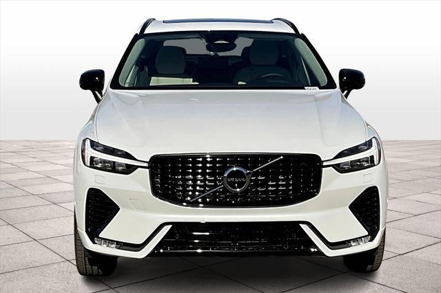 new 2025 Volvo XC60 car, priced at $55,335