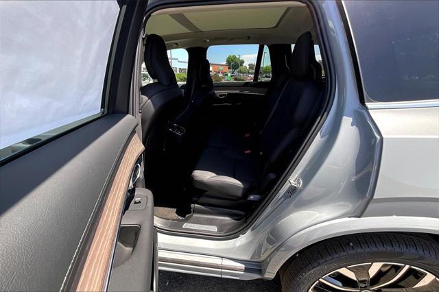 new 2025 Volvo XC90 car, priced at $69,155