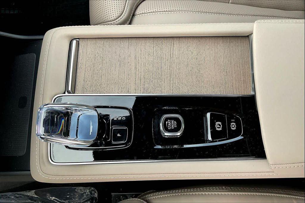 new 2026 Volvo XC90 car, priced at $76,230