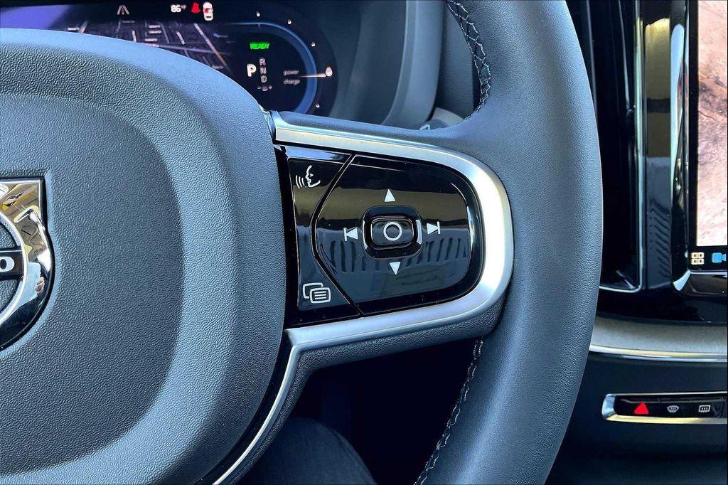 new 2025 Volvo XC60 Plug-In Hybrid car, priced at $68,825