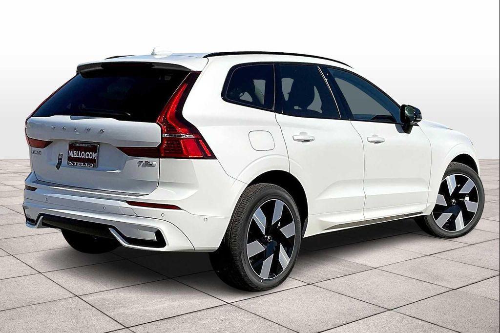 new 2025 Volvo XC60 Plug-In Hybrid car, priced at $68,825