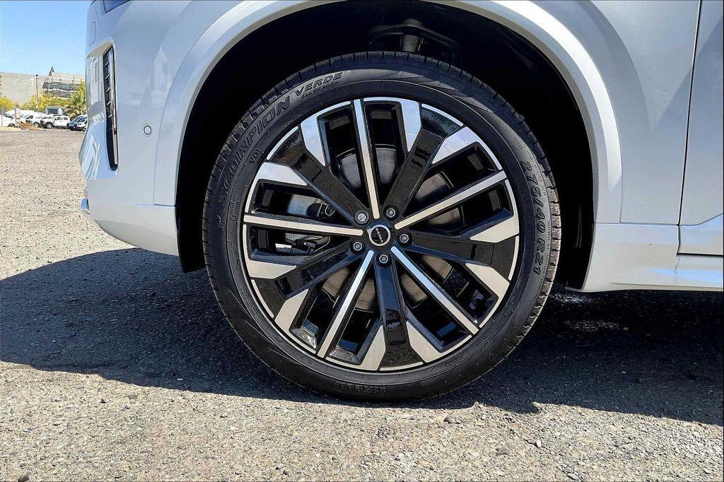 new 2025 Volvo XC90 Plug-In Hybrid car, priced at $78,805