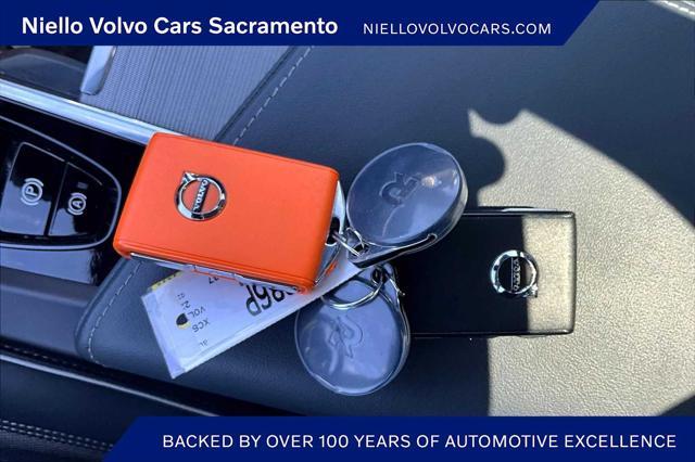 used 2022 Volvo XC60 Recharge Plug-In Hybrid car, priced at $43,998