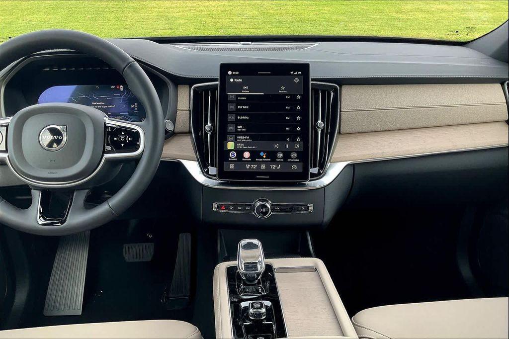 new 2026 Volvo XC90 car, priced at $68,410