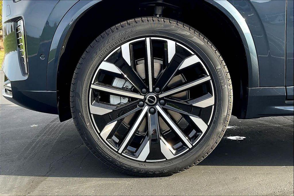 new 2026 Volvo XC90 car, priced at $68,410