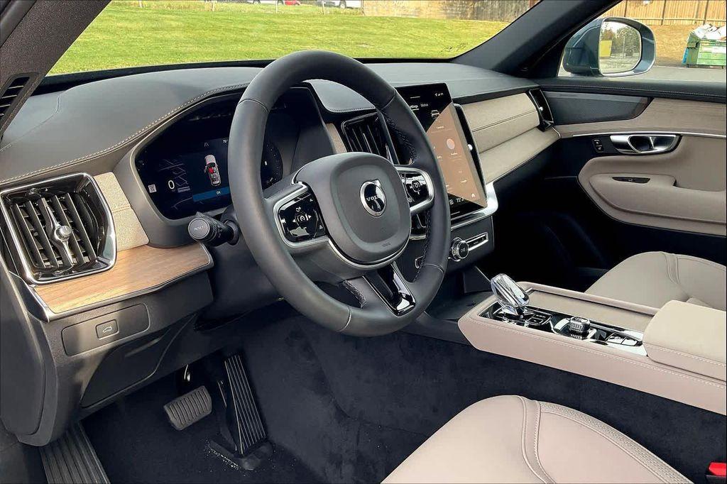 new 2026 Volvo XC90 car, priced at $68,410