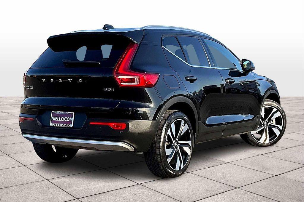 used 2025 Volvo XC40 car, priced at $32,886
