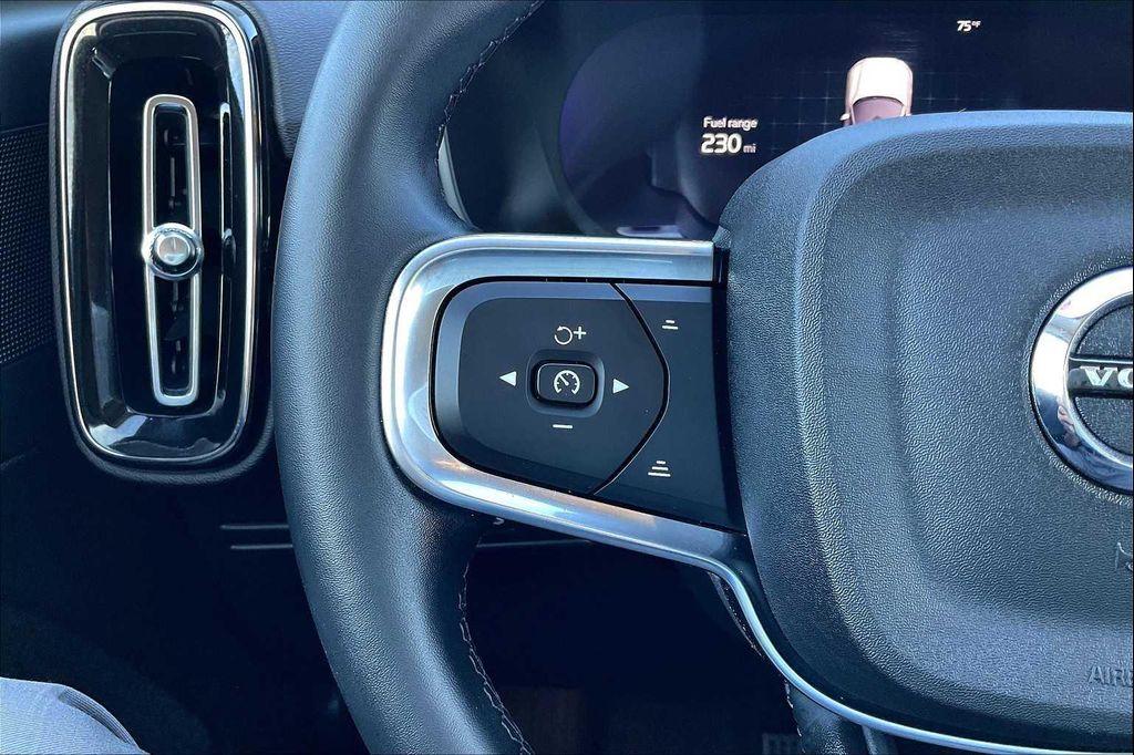 used 2025 Volvo XC40 car, priced at $32,886