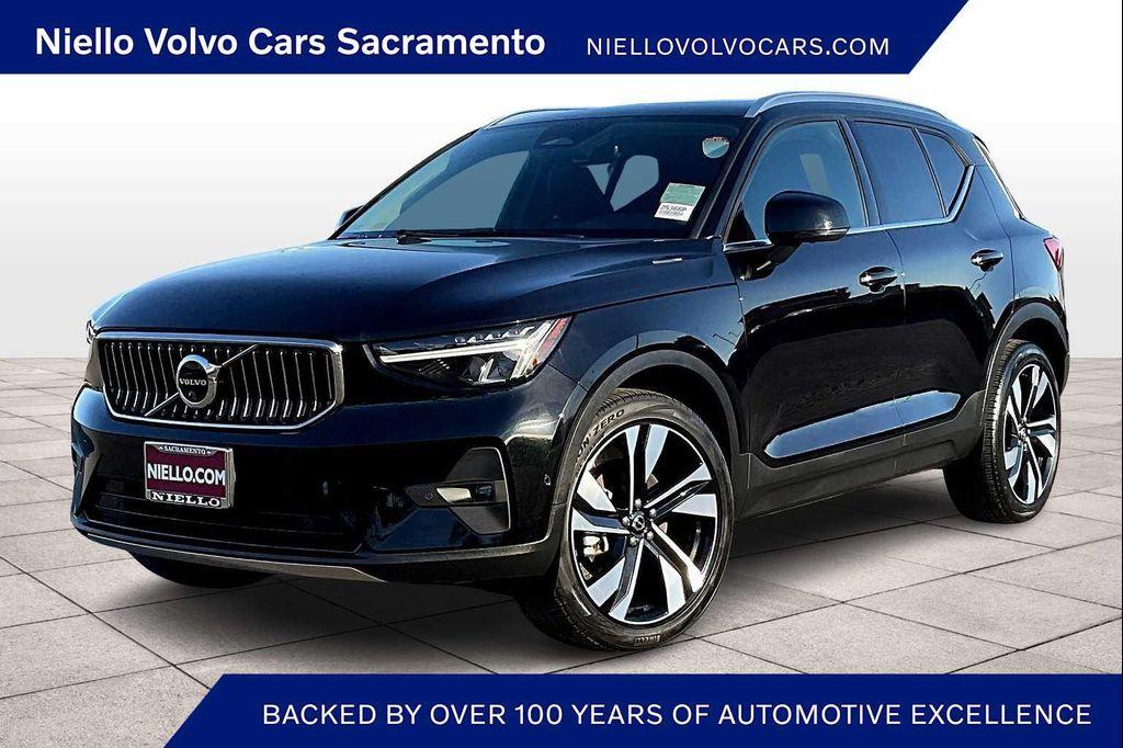 used 2025 Volvo XC40 car, priced at $32,886