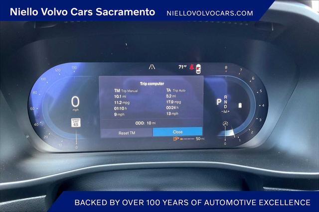 new 2025 Volvo XC40 car, priced at $52,235
