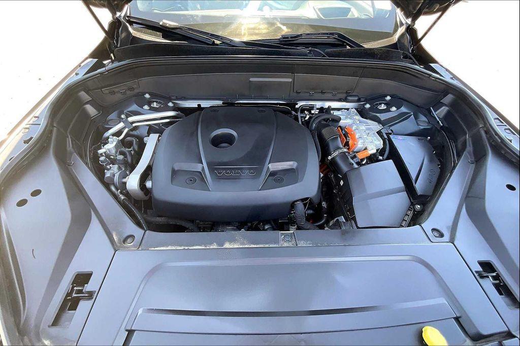 used 2022 Volvo XC90 Recharge Plug-In Hybrid car, priced at $49,998