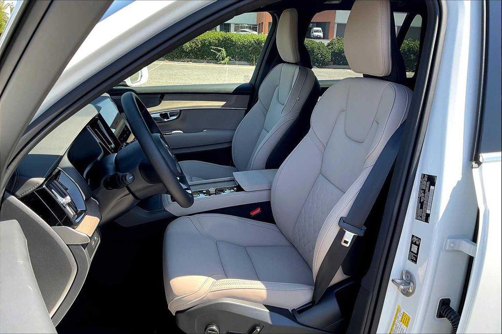 new 2026 Volvo XC90 Plug-In Hybrid car, priced at $81,875