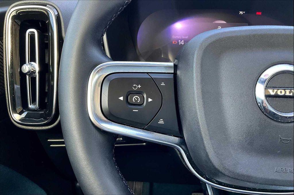 used 2023 Volvo C40 Recharge Pure Electric car, priced at $26,562