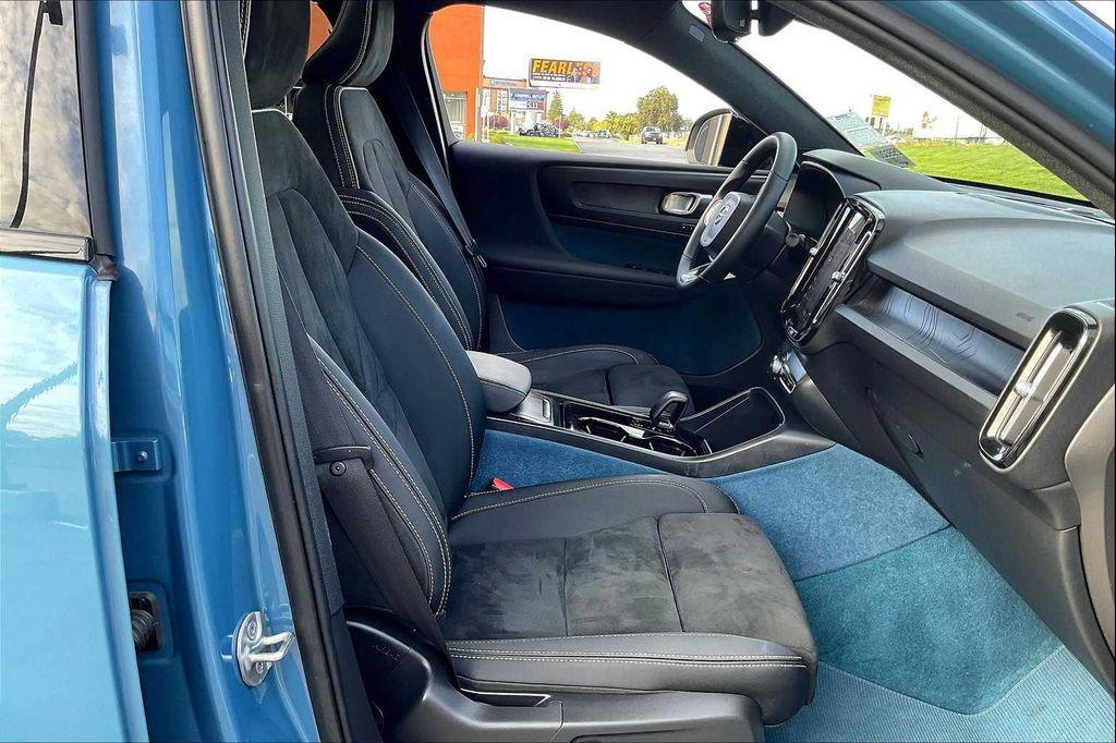 used 2023 Volvo C40 Recharge Pure Electric car, priced at $26,562