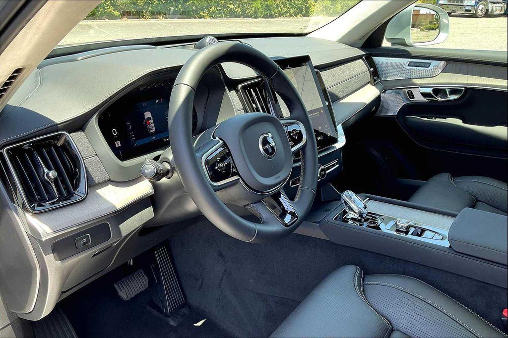 new 2025 Volvo XC90 car, priced at $76,345