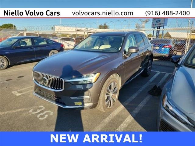 used 2022 Volvo XC60 Recharge Plug-In Hybrid car, priced at $38,112