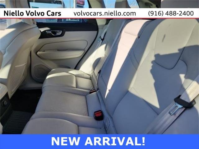 used 2022 Volvo XC60 Recharge Plug-In Hybrid car, priced at $38,112