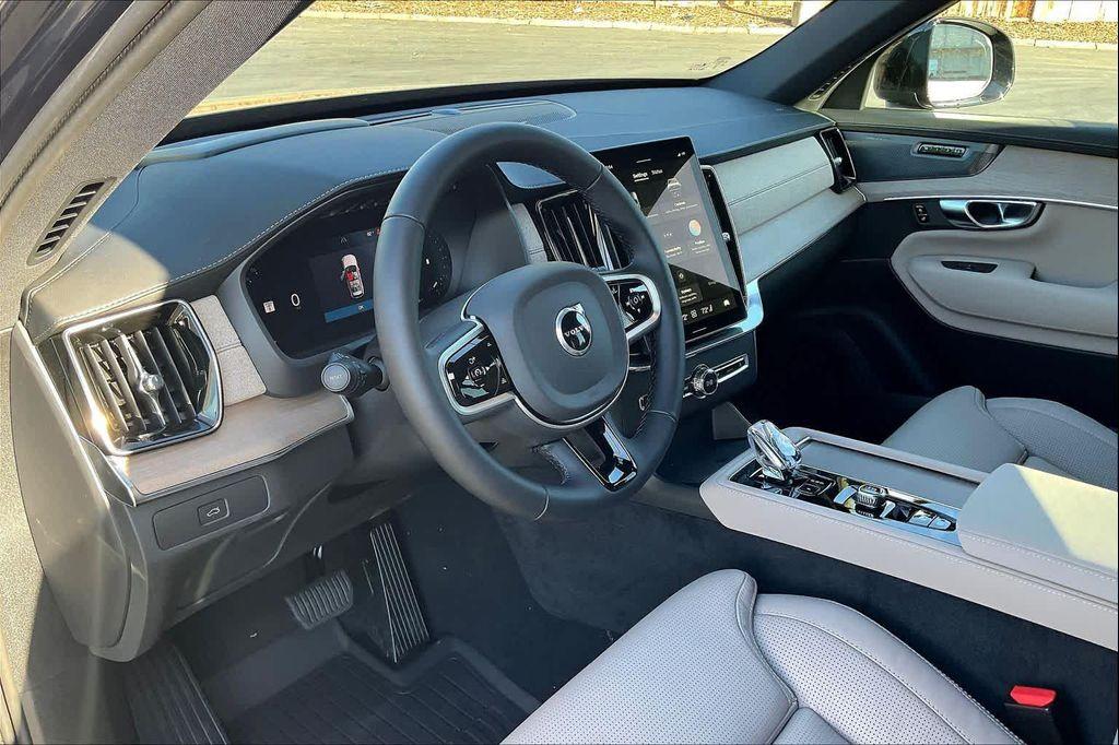 new 2026 Volvo XC90 car, priced at $75,955