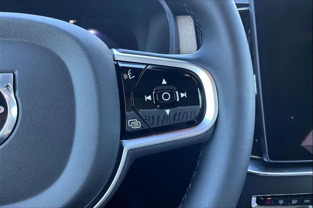 new 2026 Volvo XC90 car, priced at $75,955