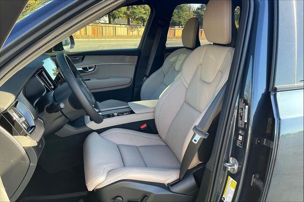 new 2026 Volvo XC90 car, priced at $75,955